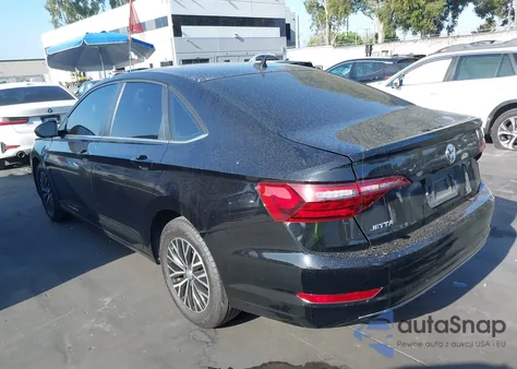 2020 Volkswagen Jetta S/Se/R-Line z USA, uszkodzony, nr VIN 3VWC57BU2LM098812